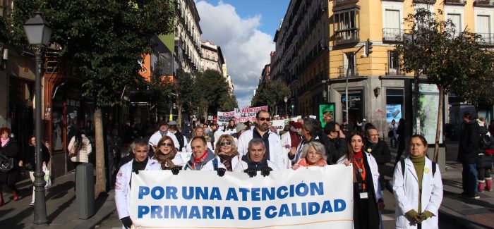 Los médicos de Madrid continúan con la huelga