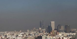 La población de Madrid respiró aire contaminado por encima de los límites legales.